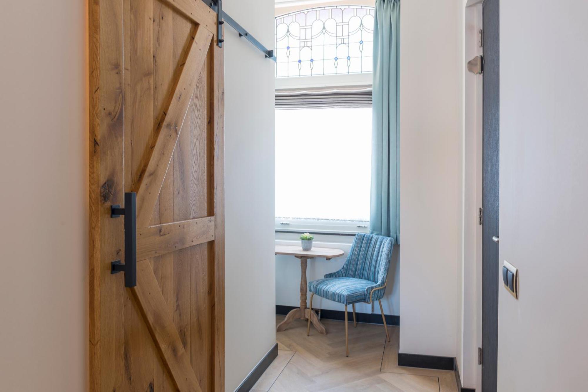 Hotspot Location, Wifi, Bed En Koffie Harmony Tilburg Exterior foto