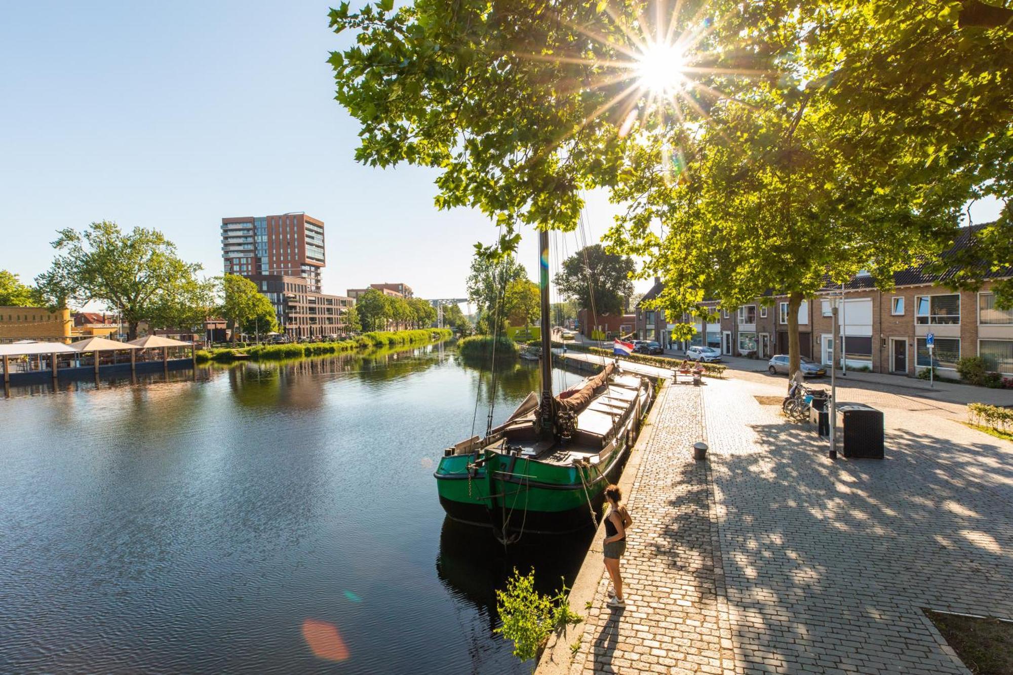 Hotspot Location, Wifi, Bed En Koffie Harmony Tilburg Exterior foto